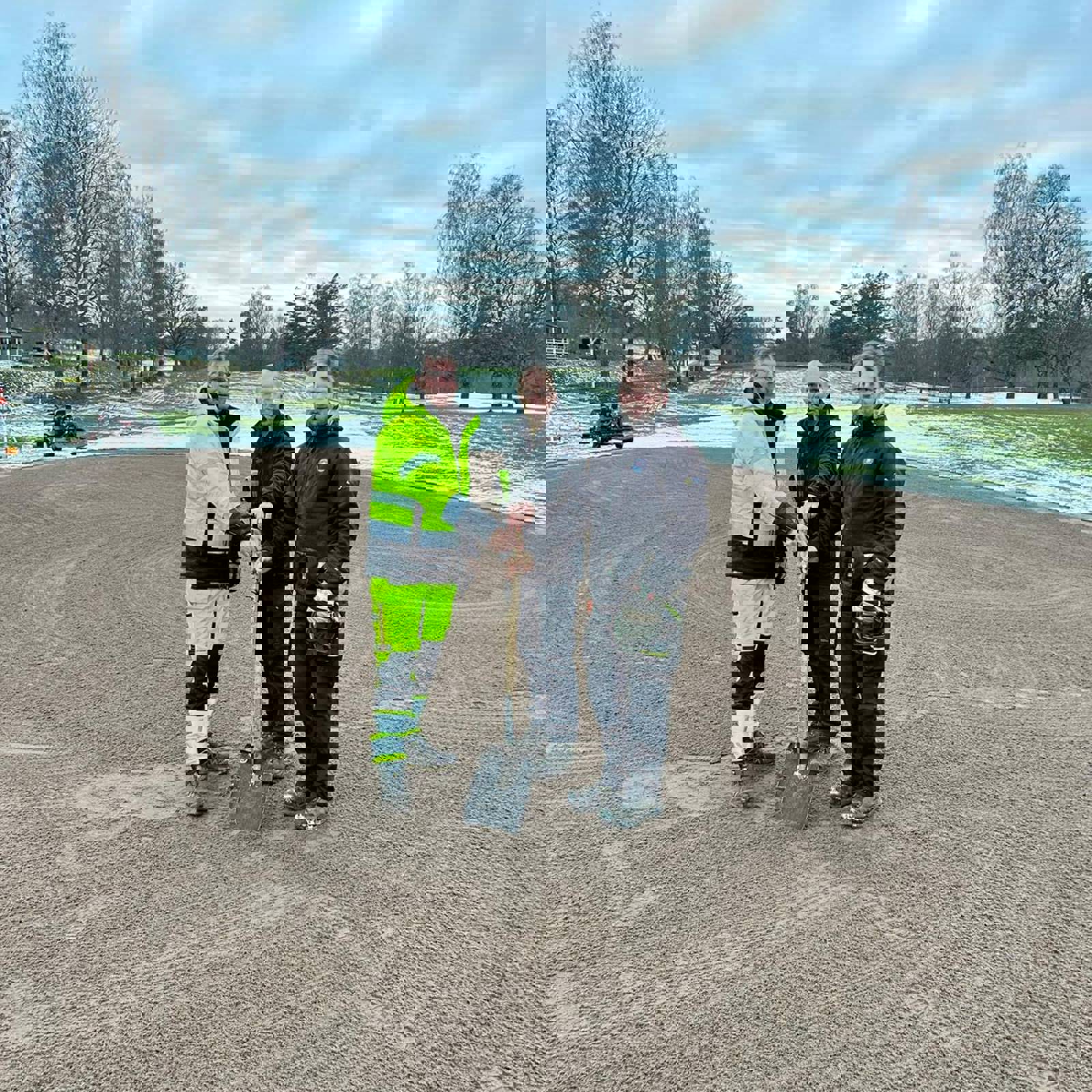 Bf423666 1D47 499F 8683 2Cc119acbd33