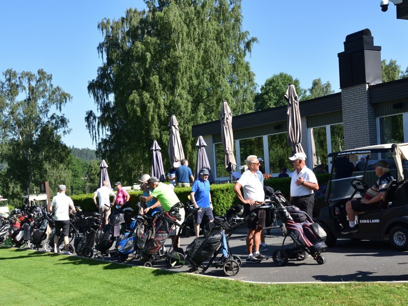Gamla Grabbar hemma - 111 startande